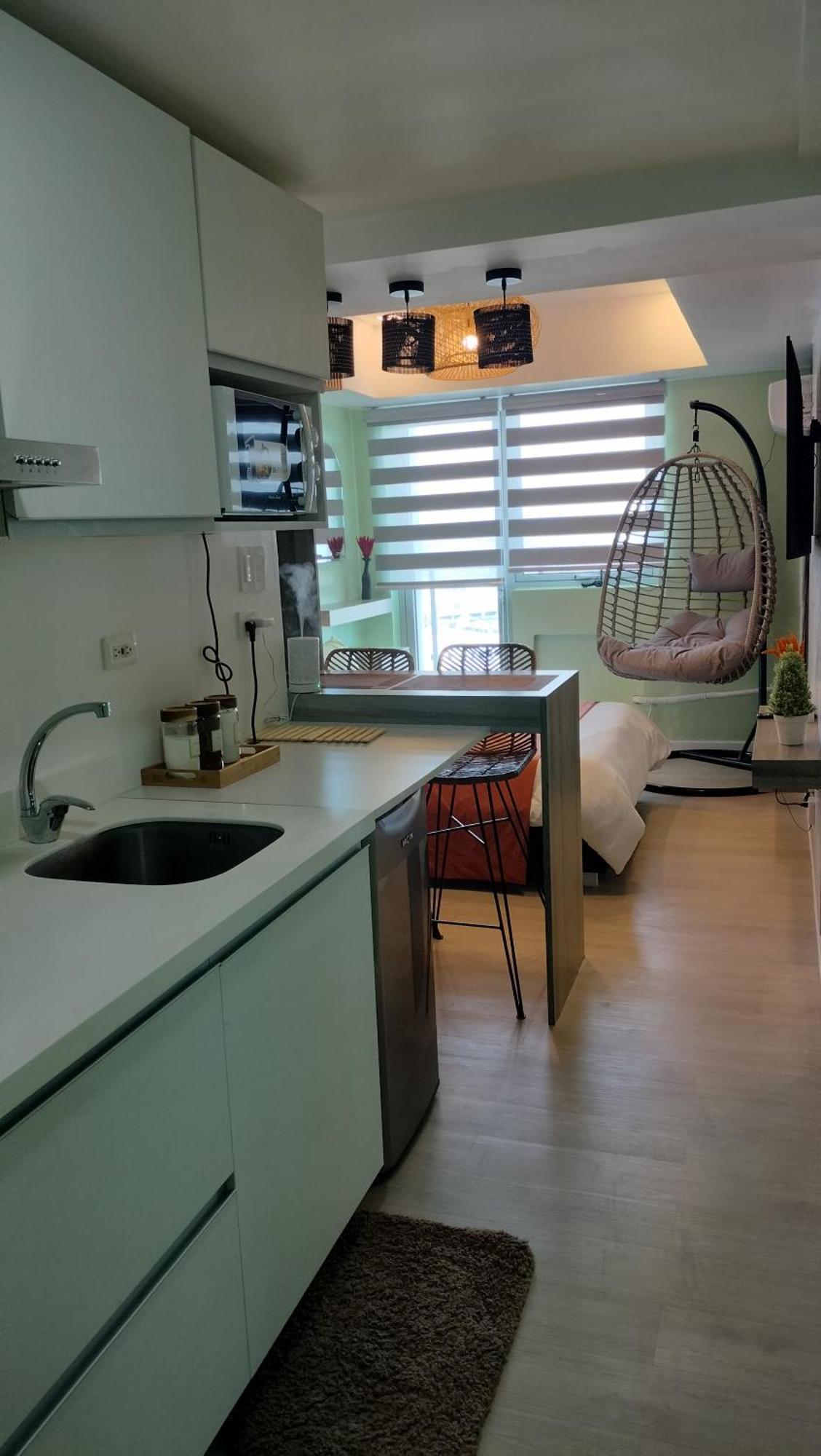 Azure North Studio Units Located In 17Th Floor And Above San Fernando  Εξωτερικό φωτογραφία