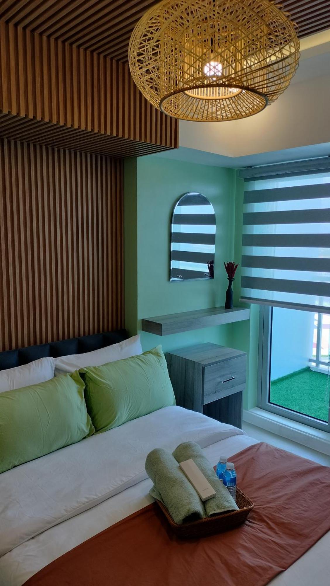 Azure North Studio Units Located In 17Th Floor And Above San Fernando  Εξωτερικό φωτογραφία